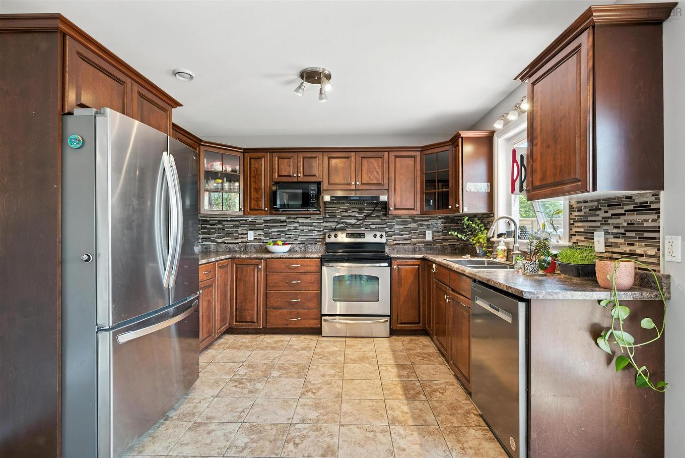 46 Fathom Court, Halifax, NS