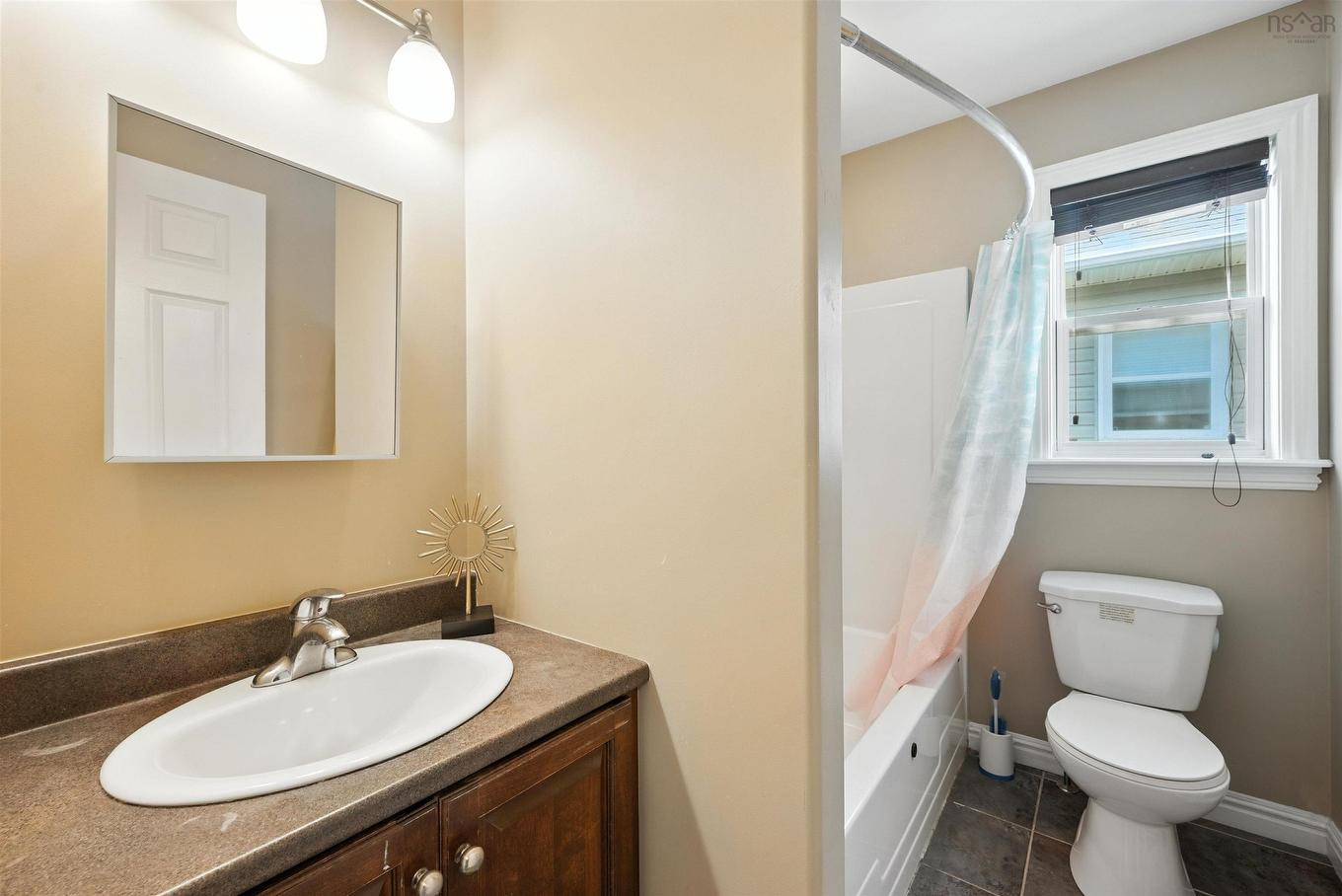 46 Fathom Court, Halifax, NS