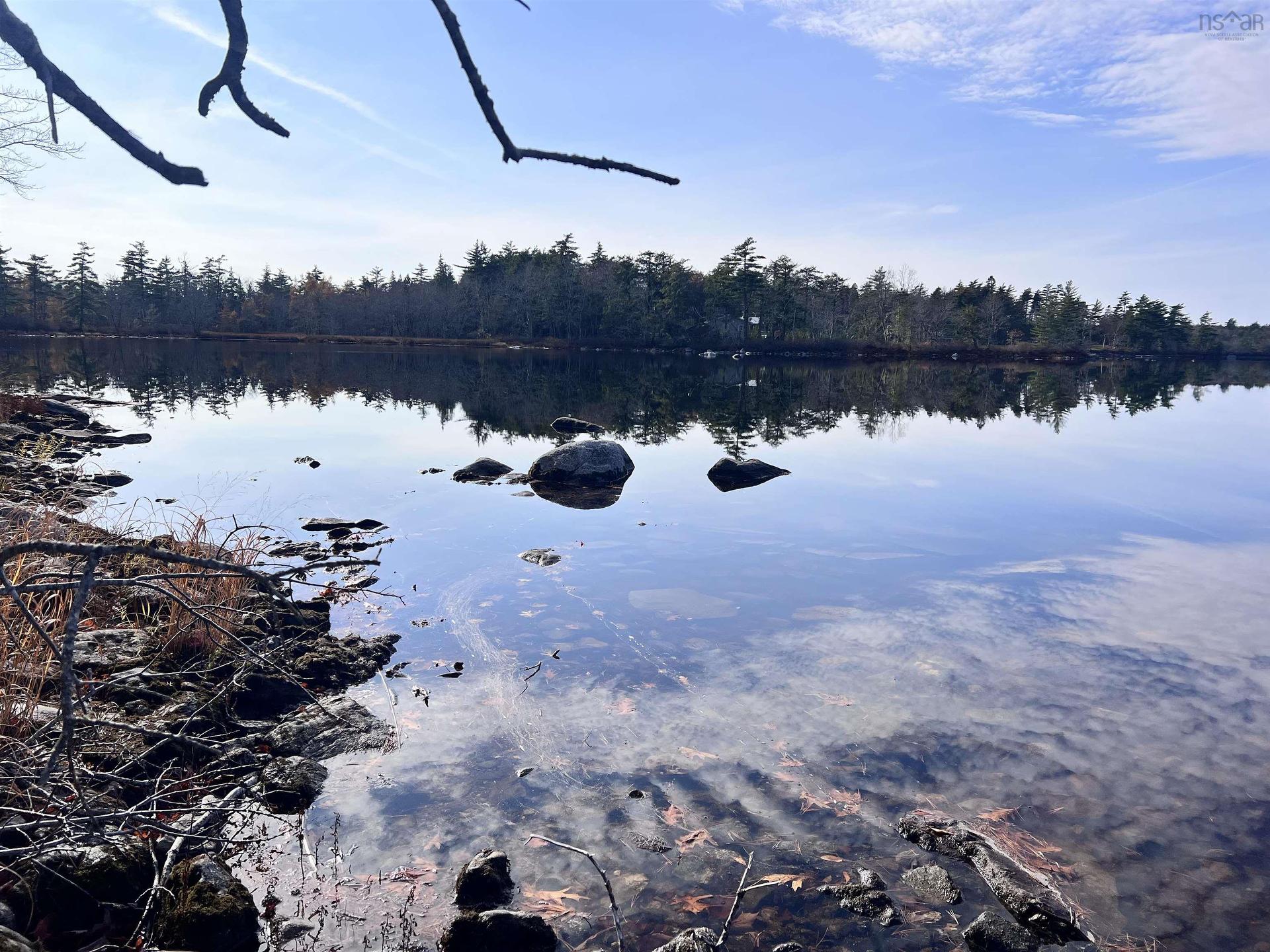 2 Oak Hill Road, Lower Ohio, NS