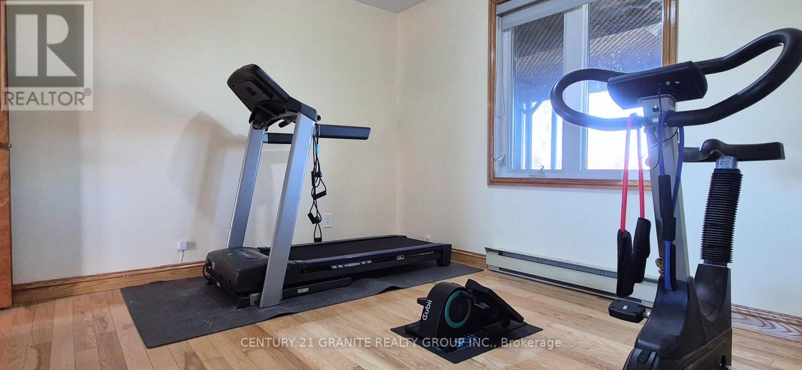 15 East Hungerford Road, Tweed (Hungerford (Twp)), ON - Indoor Photo Showing Gym Room