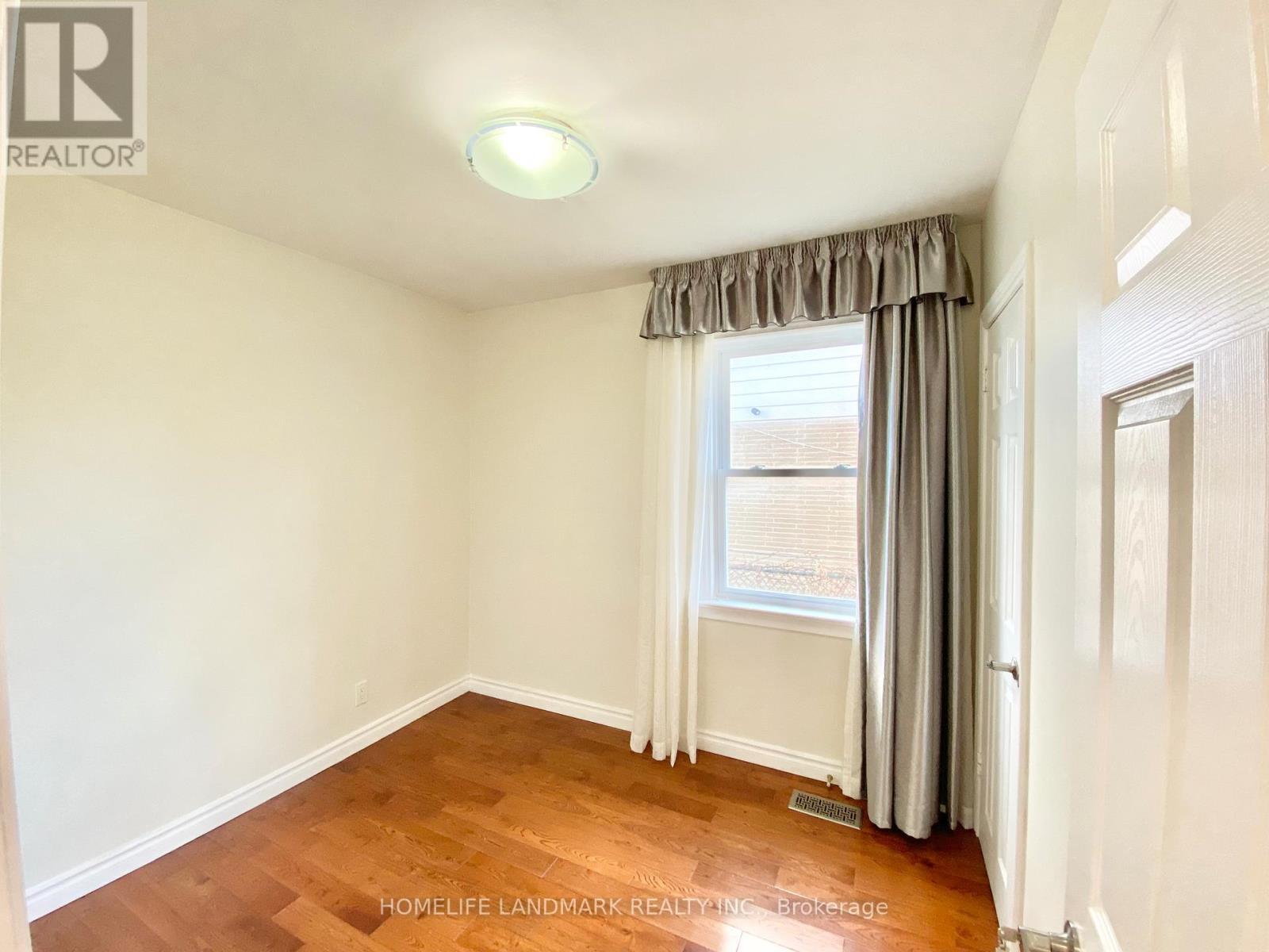 Main - 70 Shilton Road, Toronto, ON - Indoor Photo Showing Other Room