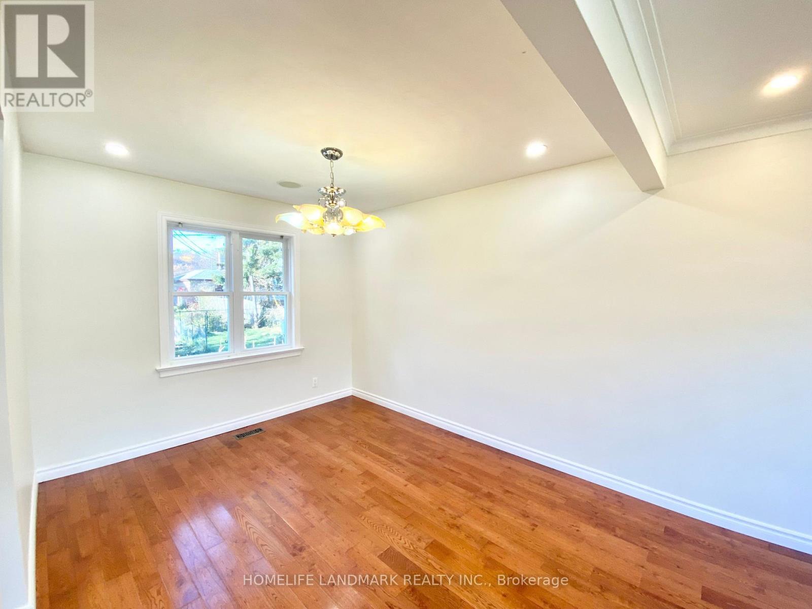 Main - 70 Shilton Road, Toronto, ON - Indoor Photo Showing Other Room