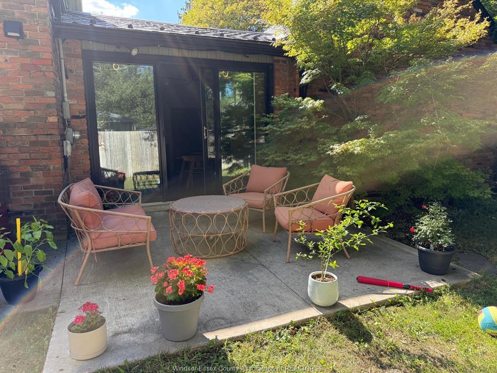 2380 Cabana Road, Windsor, ON