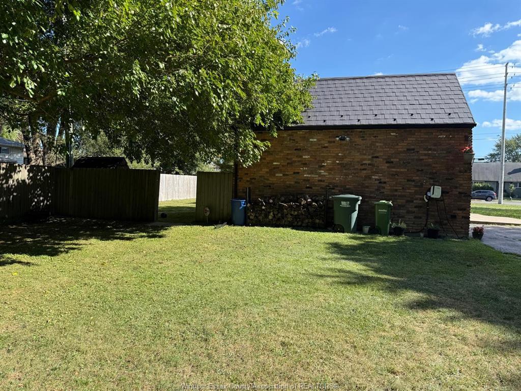 2380 Cabana Road, Windsor, ON