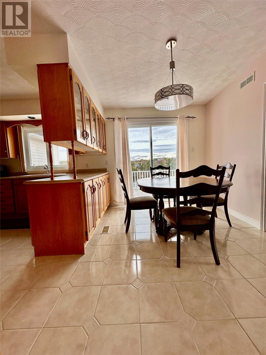 24 Farewells Road, Creston, NL - Indoor Photo Showing Dining Room