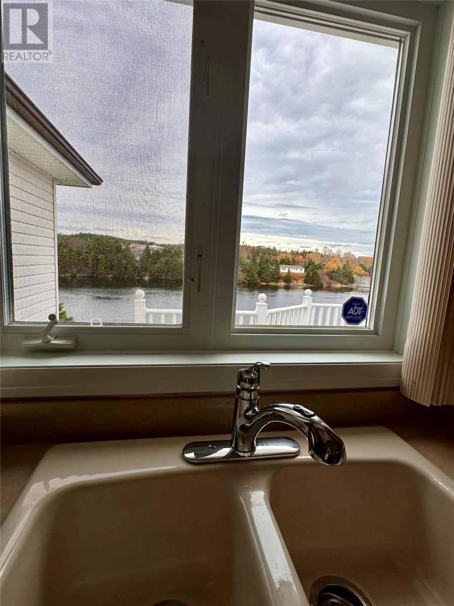 24 Farewells Road, Creston, NL - Indoor