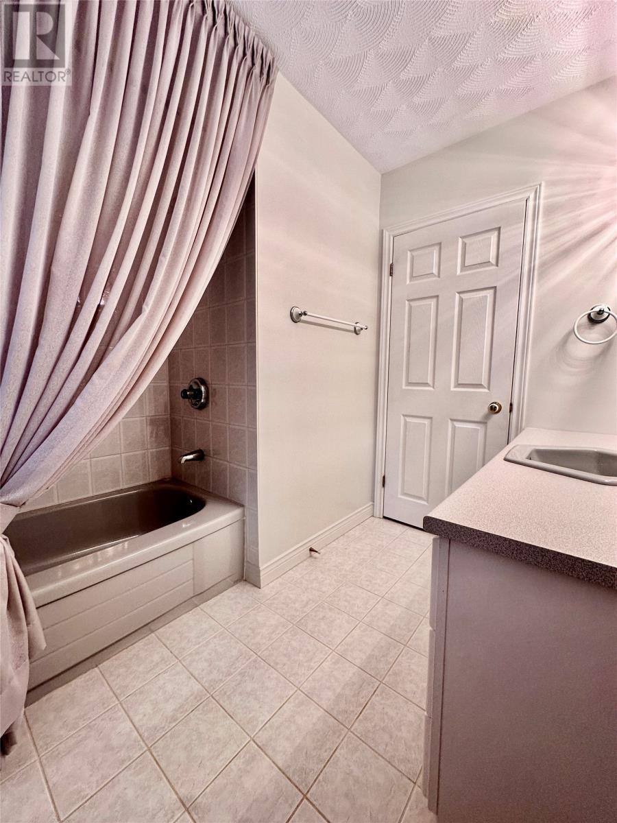 24 Farewells Road, Creston, NL - Indoor Photo Showing Bathroom