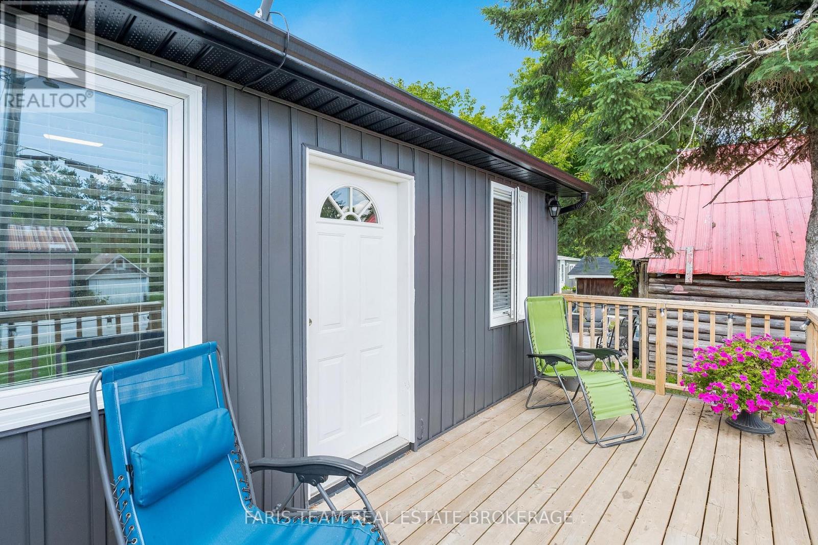 5880 Rama Dalton Boundary Road, Ramara, ON - Outdoor With Deck Patio Veranda With Exterior