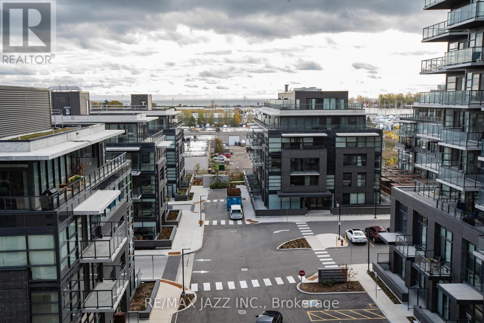 714 - 1600 Charles Street, Whitby (Port Whitby), ON - Outdoor With Balcony