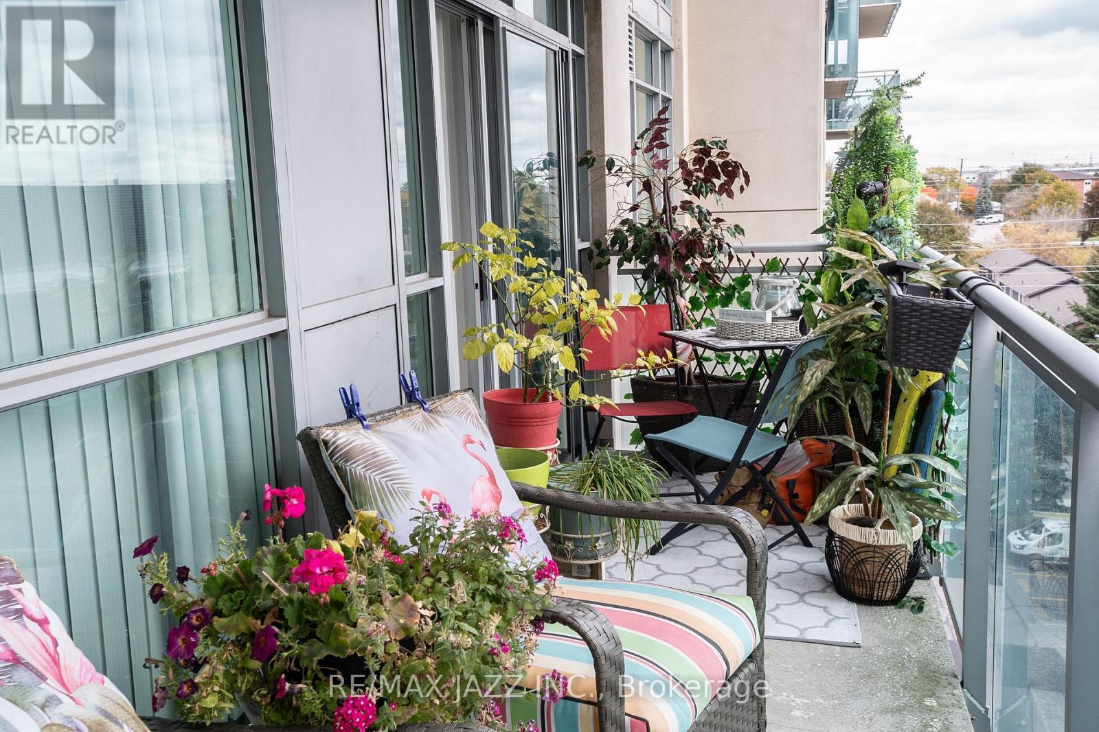 714 - 1600 Charles Street, Whitby (Port Whitby), ON - Outdoor With Exterior