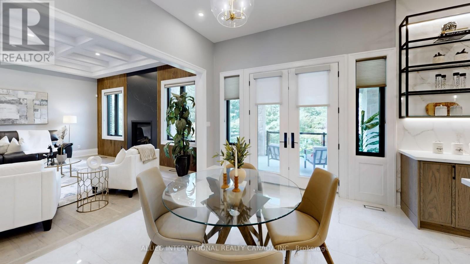 3 Earl Cook Drive, Whitchurch-Stouffville, ON - Indoor Photo Showing Dining Room