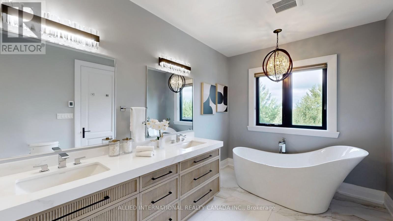 3 Earl Cook Drive, Whitchurch-Stouffville, ON - Indoor Photo Showing Bathroom