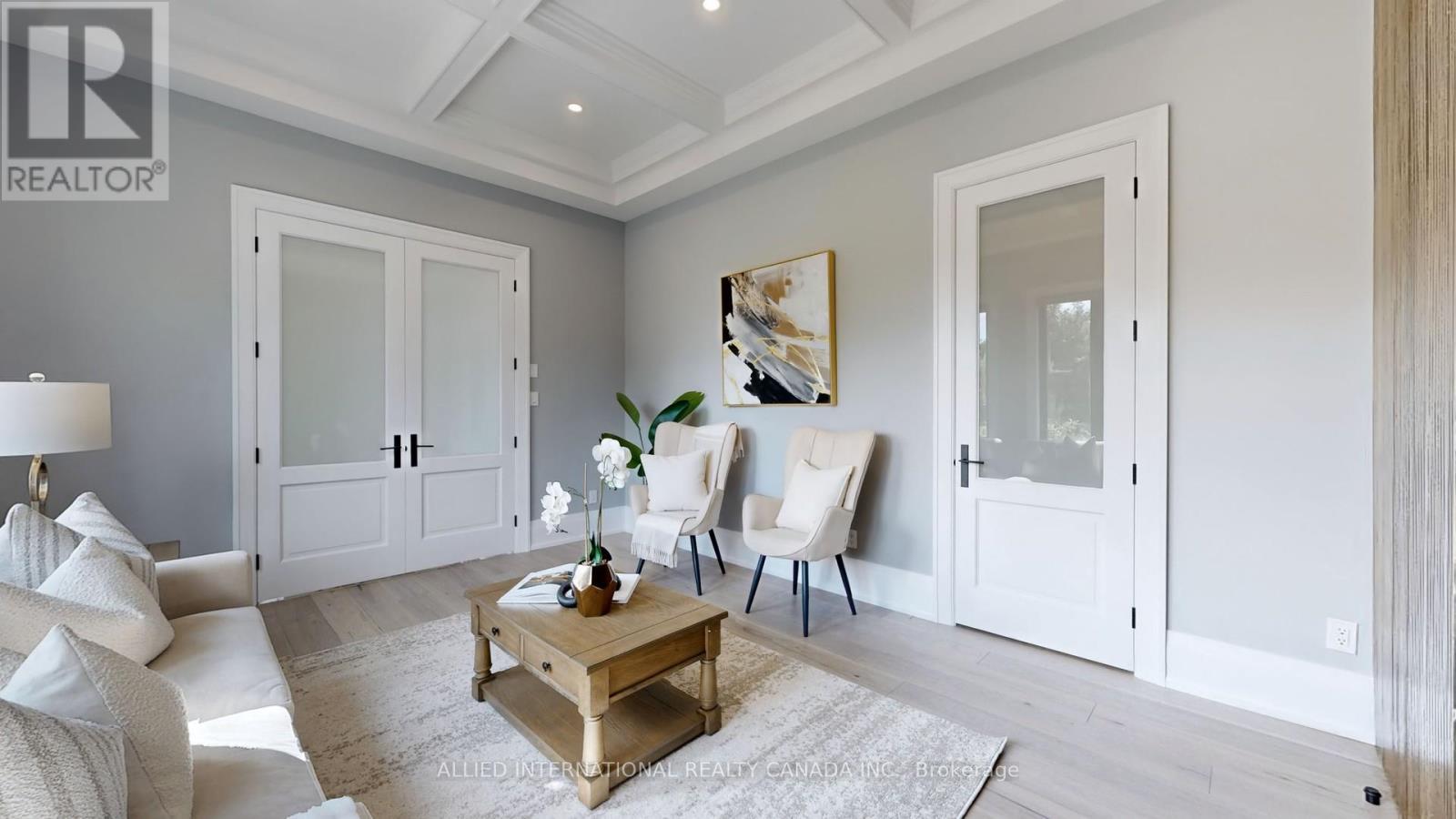 3 Earl Cook Drive, Whitchurch-Stouffville, ON - Indoor Photo Showing Living Room