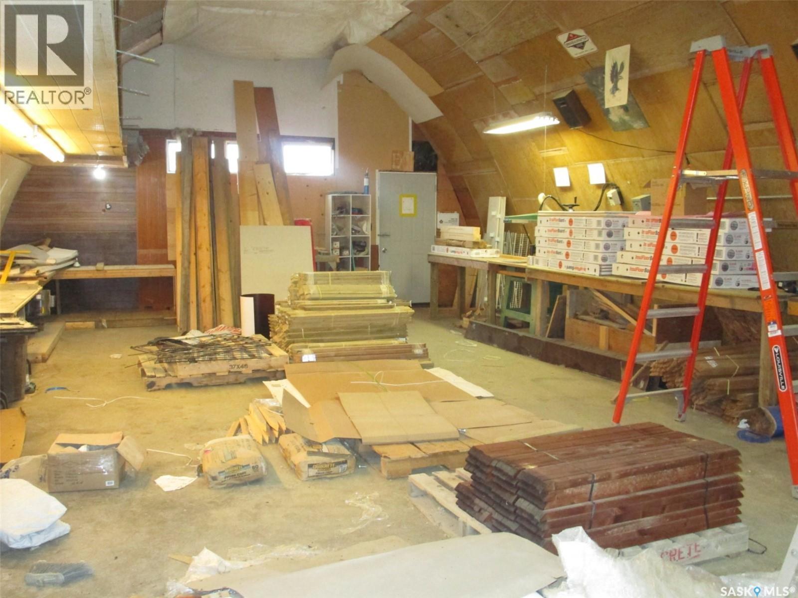 114 7Th Avenue W, Gravelbourg, SK