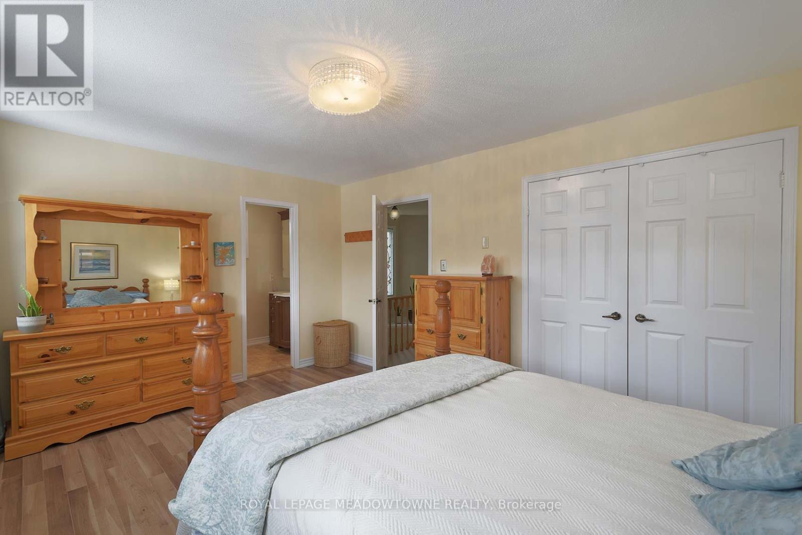 4207 Trapper Crescent, Mississauga, ON - Indoor Photo Showing Bedroom