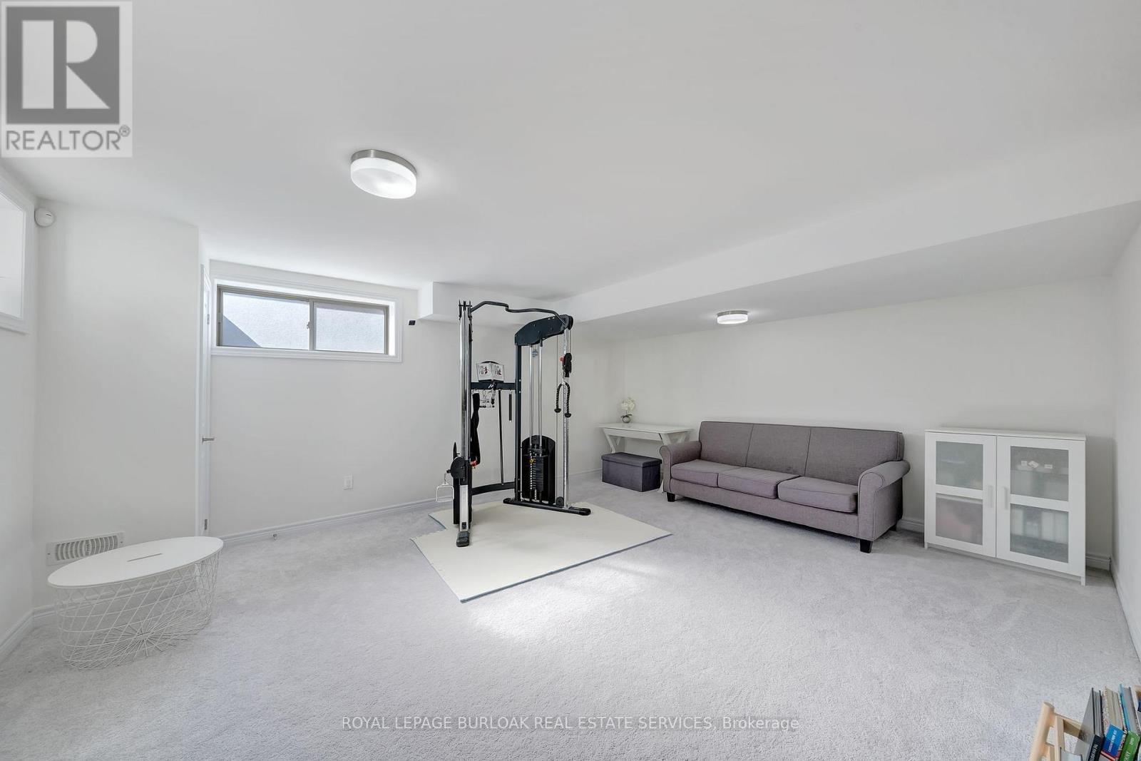 1264 Chee Chee Landing, Milton, ON - Indoor