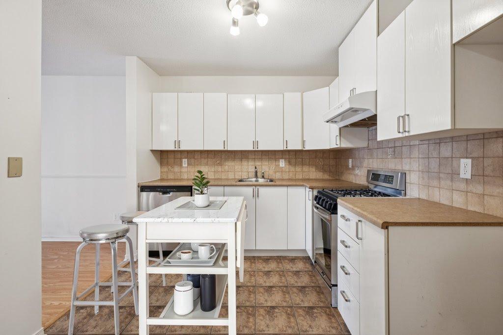 Cuisine - 15-240 Boul. De L'Hôpital, Gatineau (Gatineau), QC - Indoor Photo Showing Kitchen