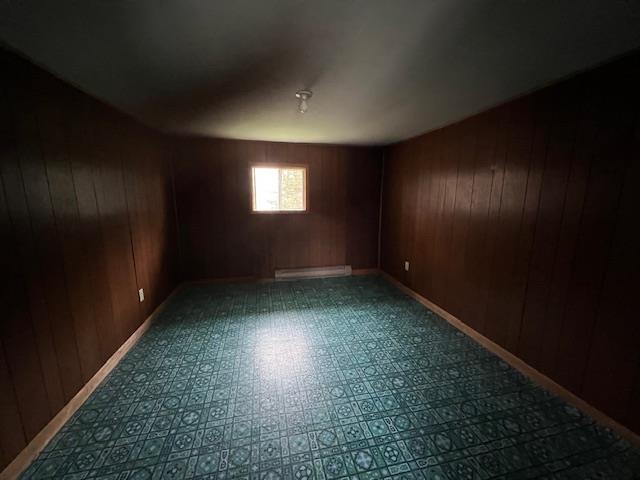 11 Theker Street, Stratton, ON - Indoor Photo Showing Other Room