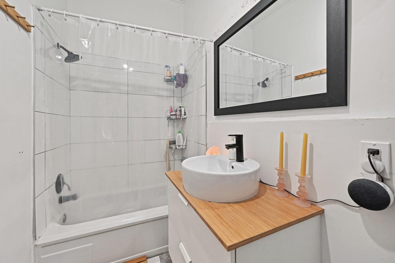 Bathroom - 440 Rue De La Congrégation, Montréal (Le Sud-Ouest), QC - Indoor Photo Showing Bathroom