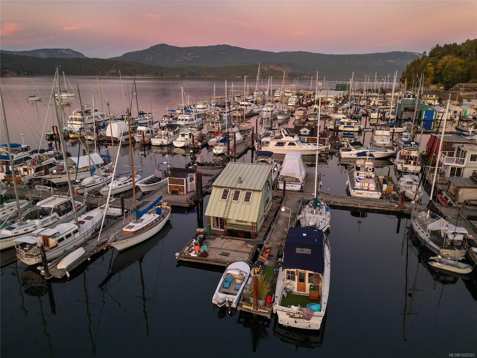 7-1745 Cowichan Bay Rd, Cowichan Bay, BC