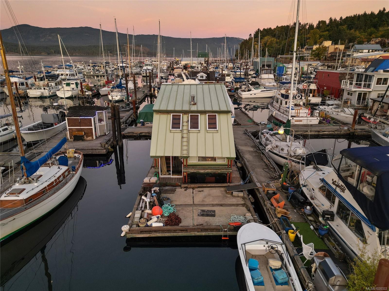 7-1745 Cowichan Bay Rd, Cowichan Bay, BC