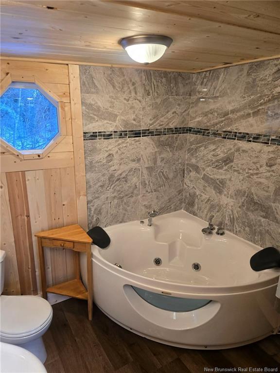 5220 Route 102, Hampstead, NB