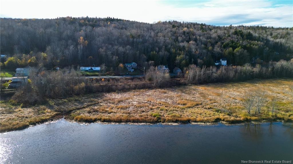 5220 Route 102, Hampstead, NB