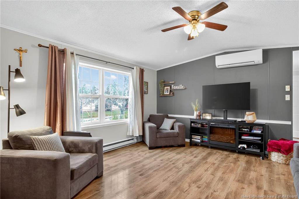 10 Pheasant St, Moncton, NB