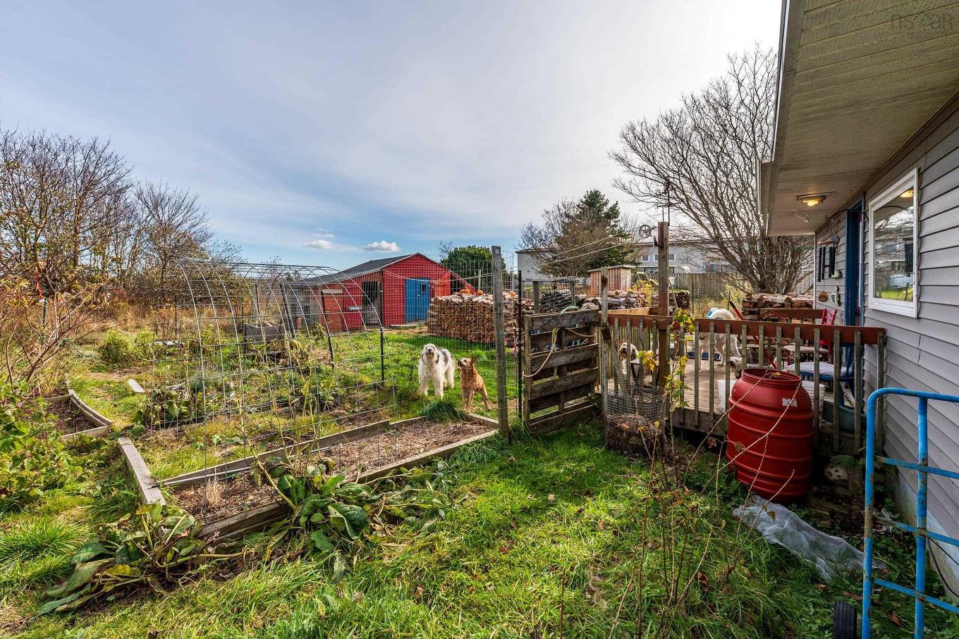 3094 Highway 1, Port Maitland, NS