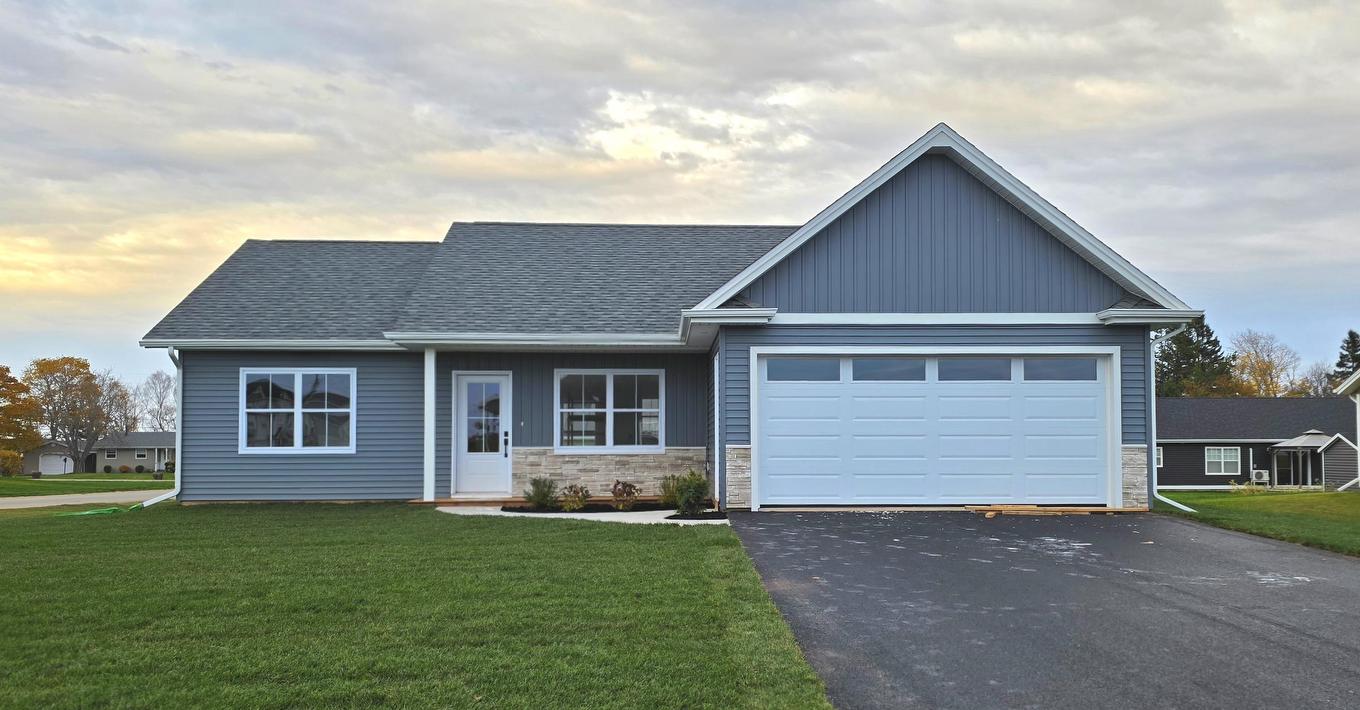 32 Anne Avenue, Charlottetown, PE