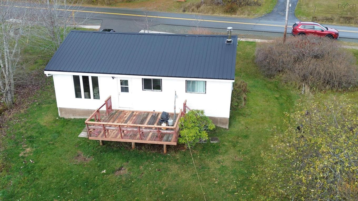 8903 Pepperell Street, St. Peter'S, NS