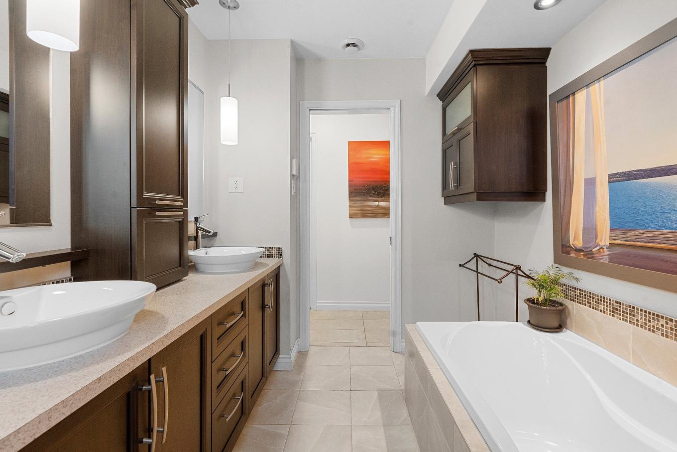 Salle de bains - 112 Rue Des Laquiers, Lévis (Desjardins), QC - Indoor Photo Showing Bathroom