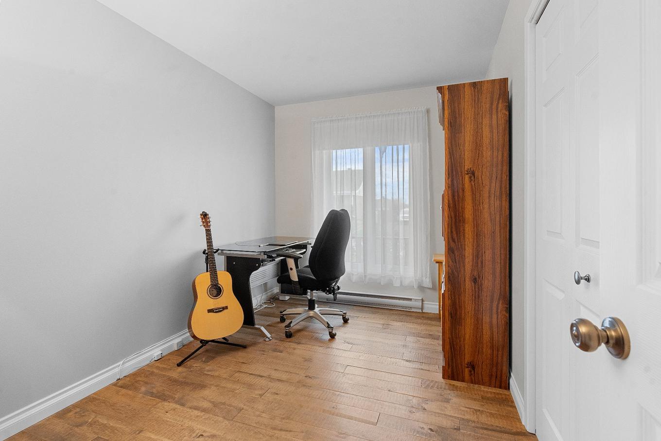 Chambre à coucher - 112 Rue Des Laquiers, Lévis (Desjardins), QC - Indoor Photo Showing Office