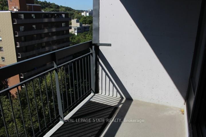 1507-150 Charlton Avenue E, Hamilton, ON - Outdoor