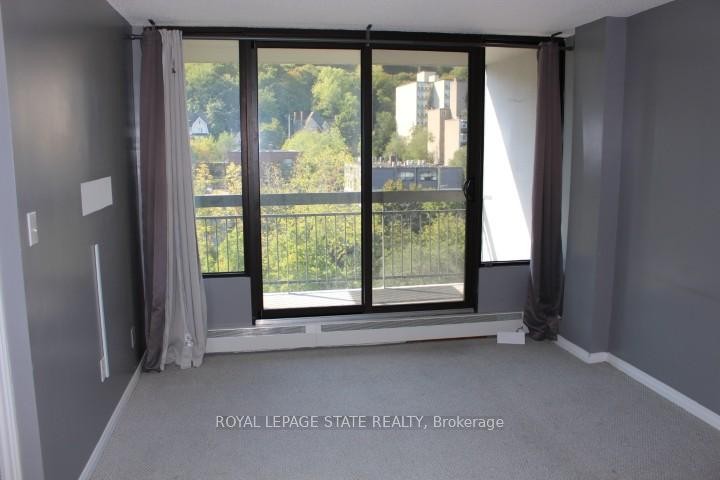 1507-150 Charlton Avenue E, Hamilton, ON - Indoor Photo Showing Other Room