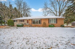 580 woodhill Road Hamilton, ON L0R 2B0