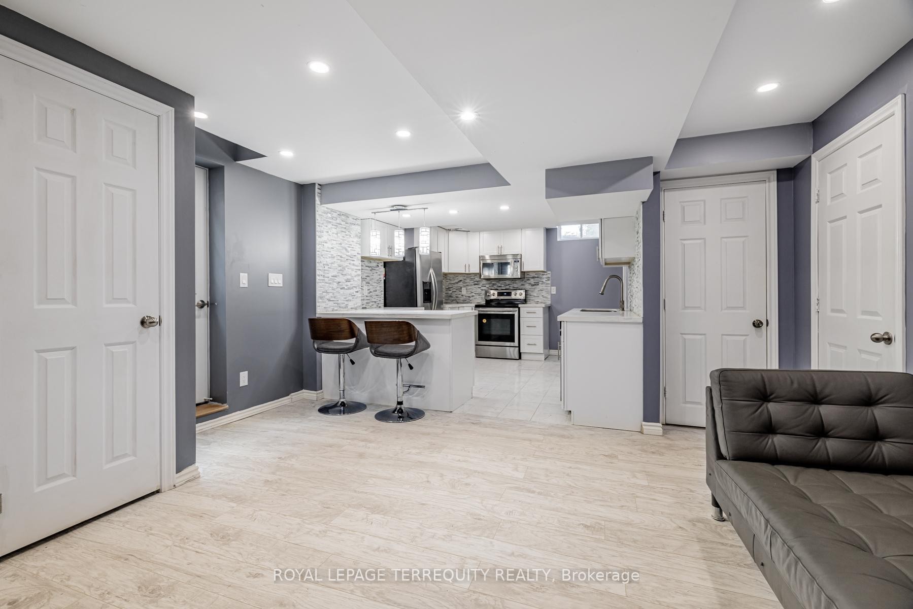 Bsmt-60 Kaitlin Drive, Richmond Hill, ON - Indoor Photo Showing Other Room