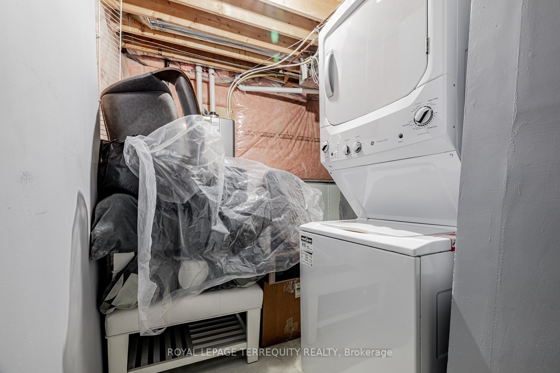 Bsmt-60 Kaitlin Drive, Richmond Hill, ON - Indoor Photo Showing Laundry Room
