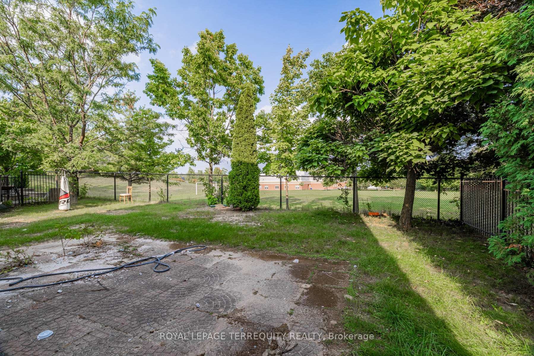 Bsmt-60 Kaitlin Drive, Richmond Hill, ON - Outdoor