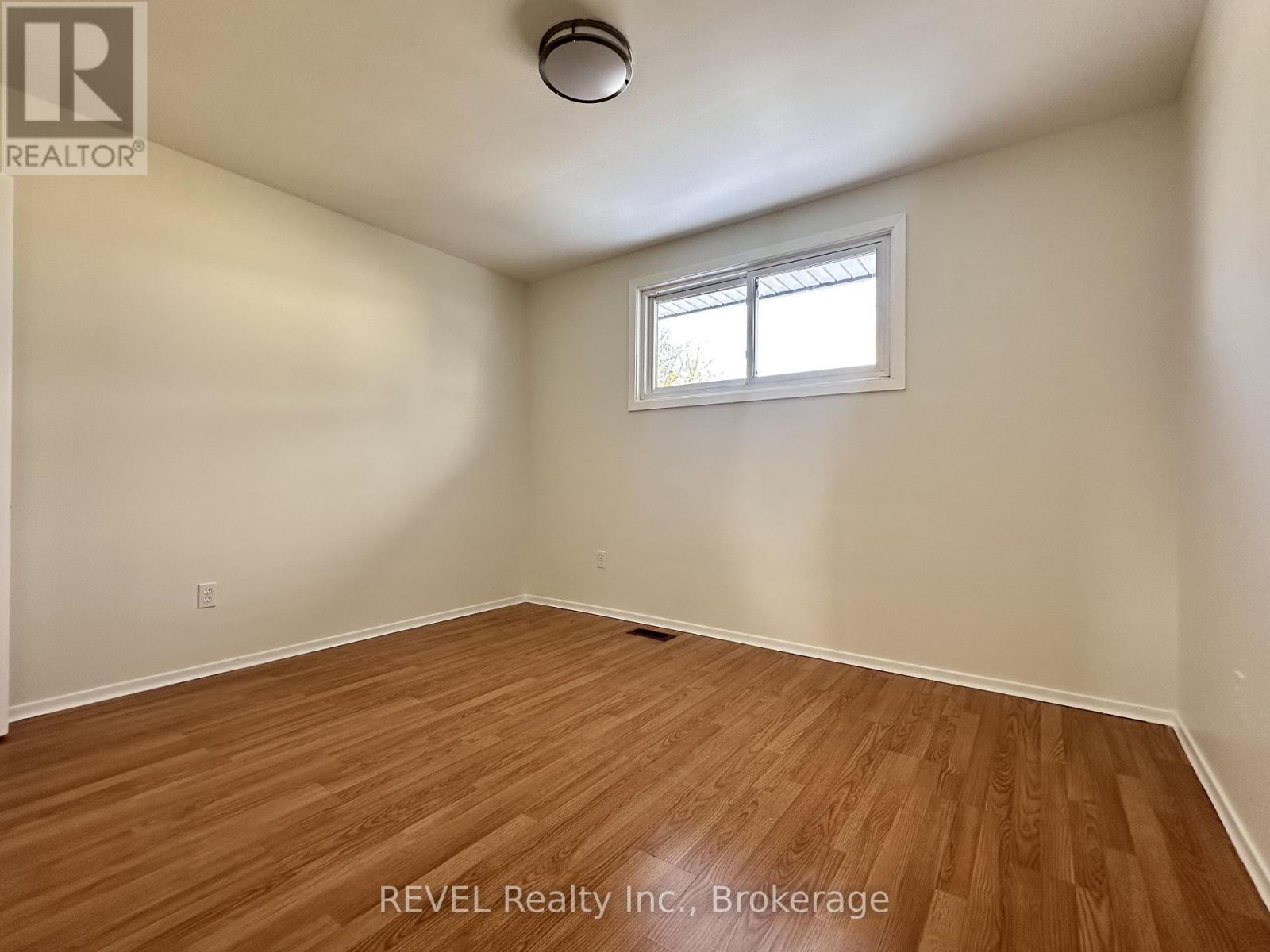 Upper - 7109 Jill Drive, Niagara Falls (Marineland), ON - Indoor Photo Showing Other Room