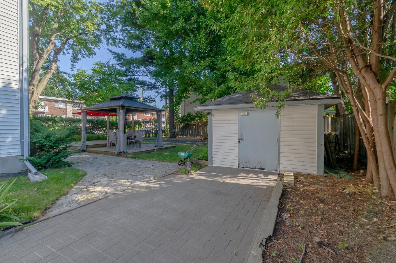 Shed - 85 Rue Regent, Longueuil (Greenfield Park), QC - Outdoor With Deck Patio Veranda