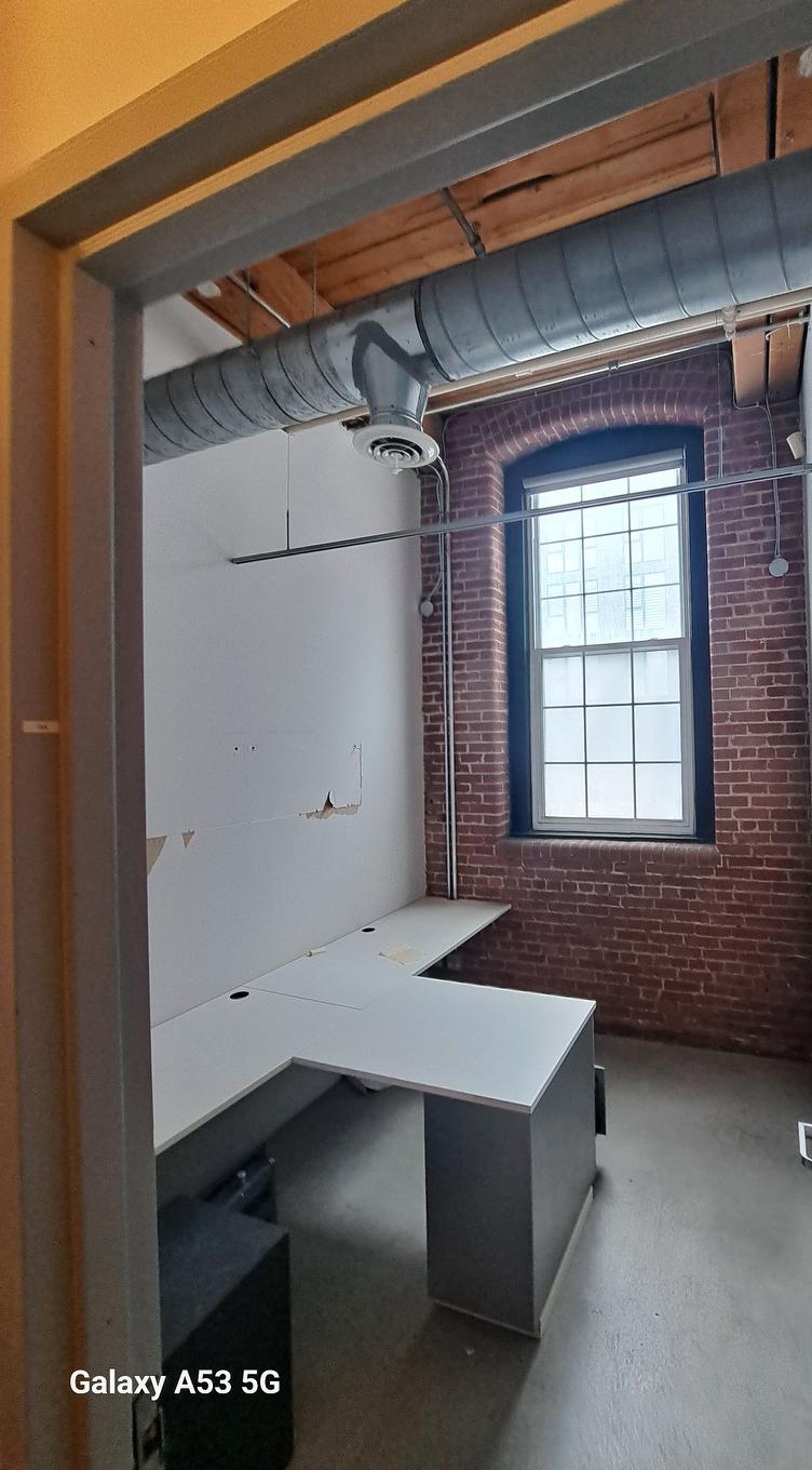 Office - B-1619 Rue William, Montréal (Le Sud-Ouest), QC