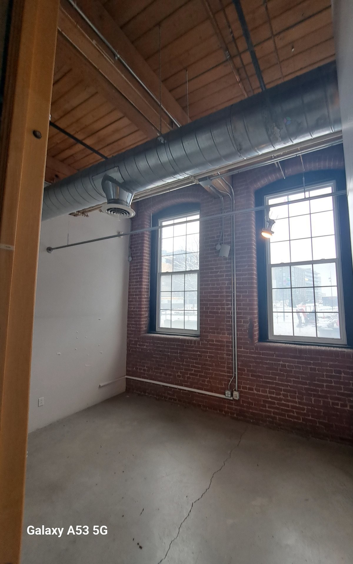 Office - B-1619 Rue William, Montréal (Le Sud-Ouest), QC - Indoor Photo Showing Garage