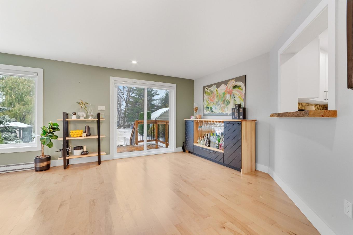 Salle à manger - 6641 Ch. Forest, Terrebonne (La Plaine), QC - Indoor With Fireplace