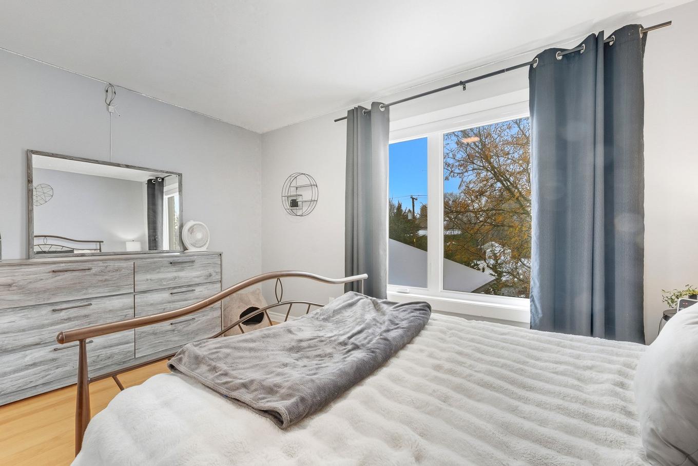 Chambre à coucher principale - 6641 Ch. Forest, Terrebonne (La Plaine), QC - Indoor Photo Showing Bedroom