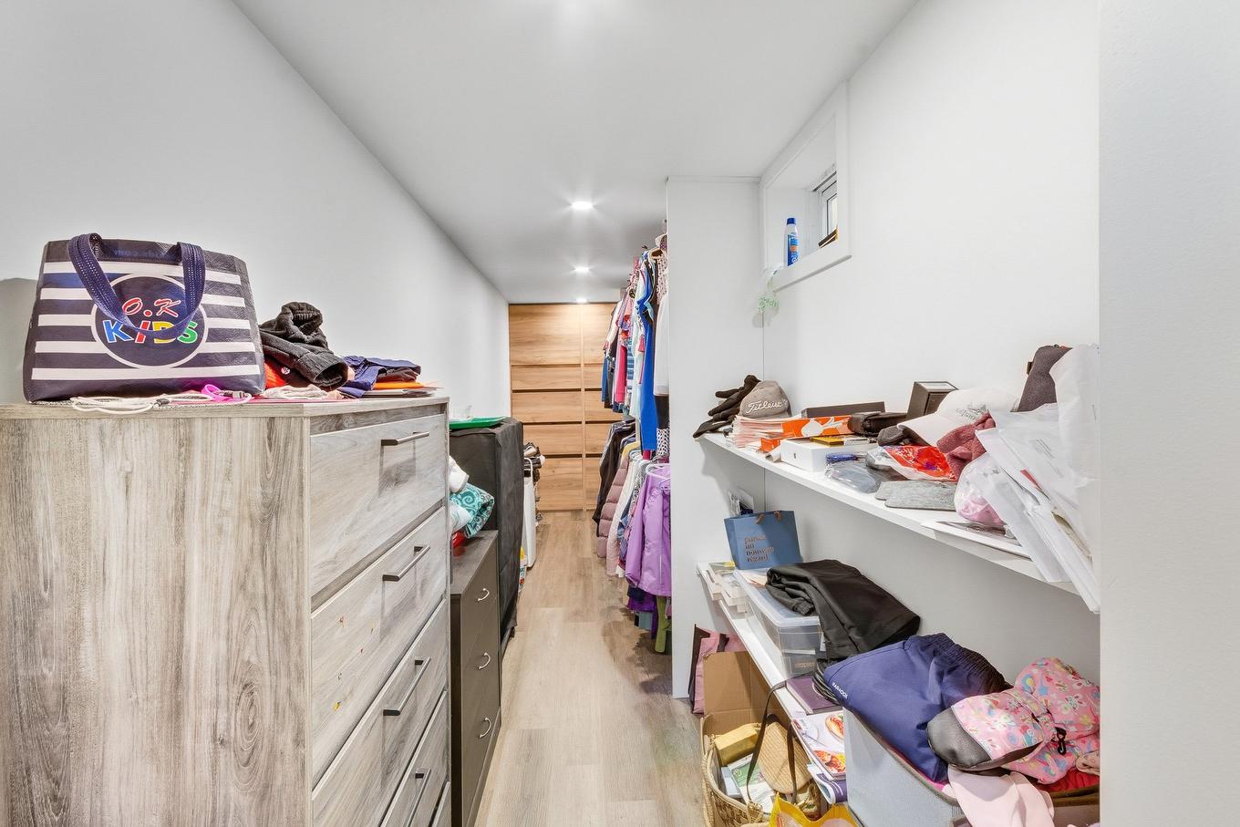 Rangement - 6641 Ch. Forest, Terrebonne (La Plaine), QC - Indoor