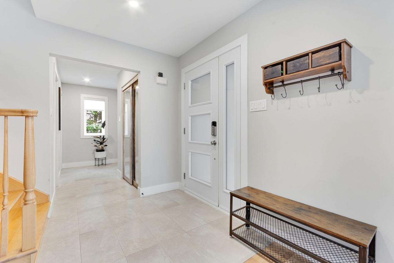 Hall d'entrée/Vestibule - 6641 Ch. Forest, Terrebonne (La Plaine), QC - Indoor Photo Showing Other Room