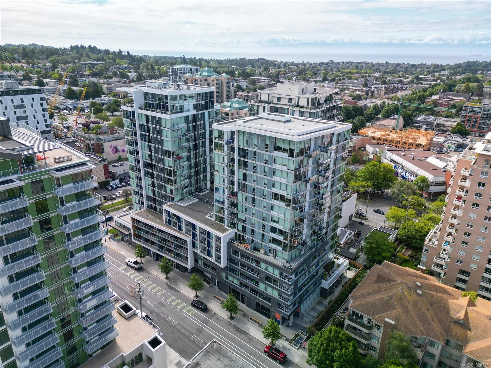 604-989 Johnson St, Victoria, BC - Outdoor With View