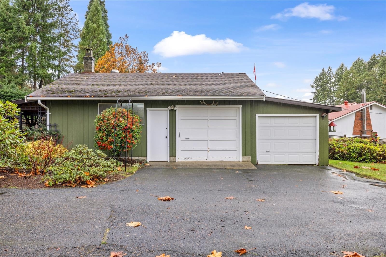 454 Crescent Rd West, Qualicum Beach, BC