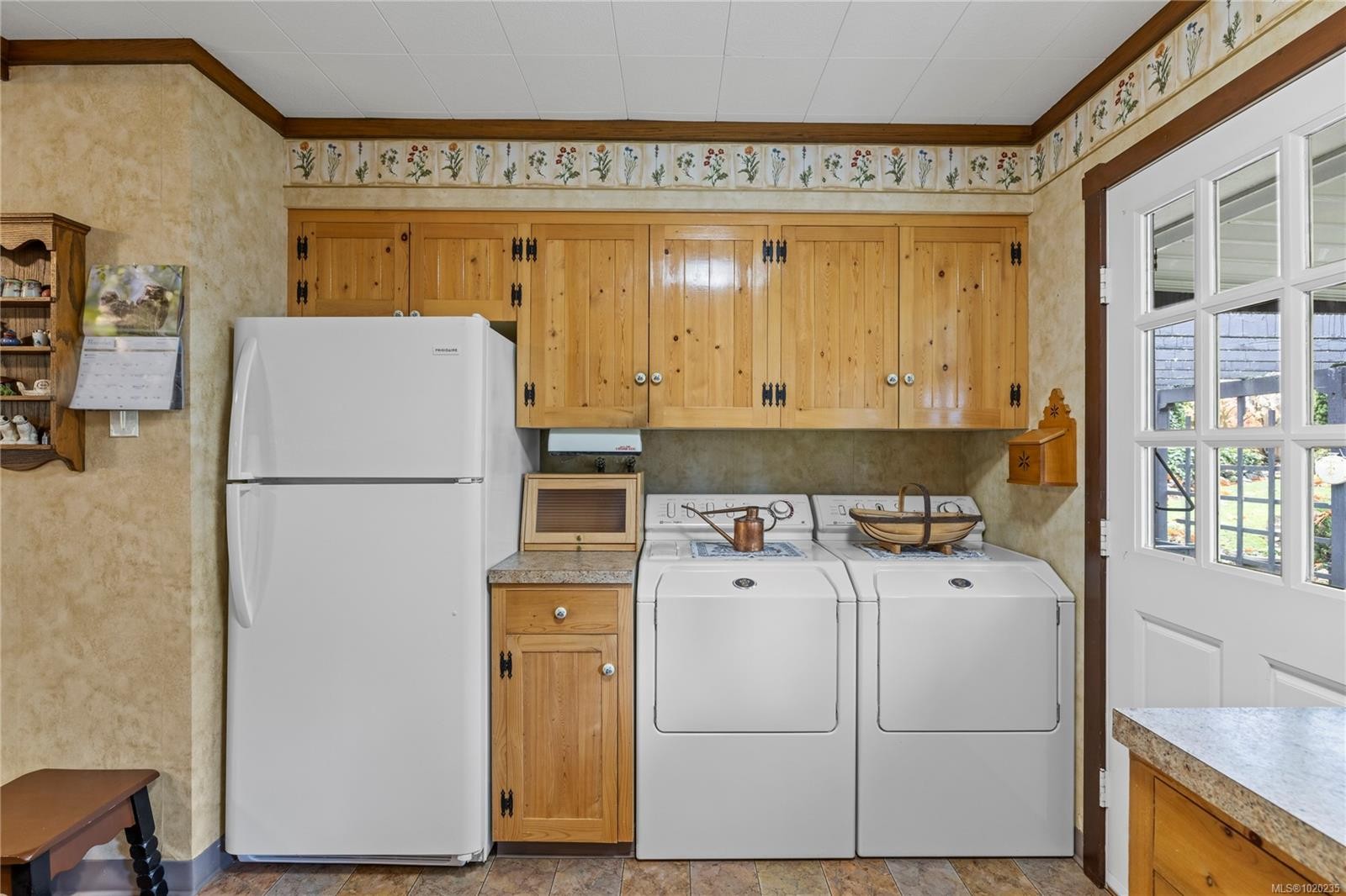 454 Crescent Rd West, Qualicum Beach, BC